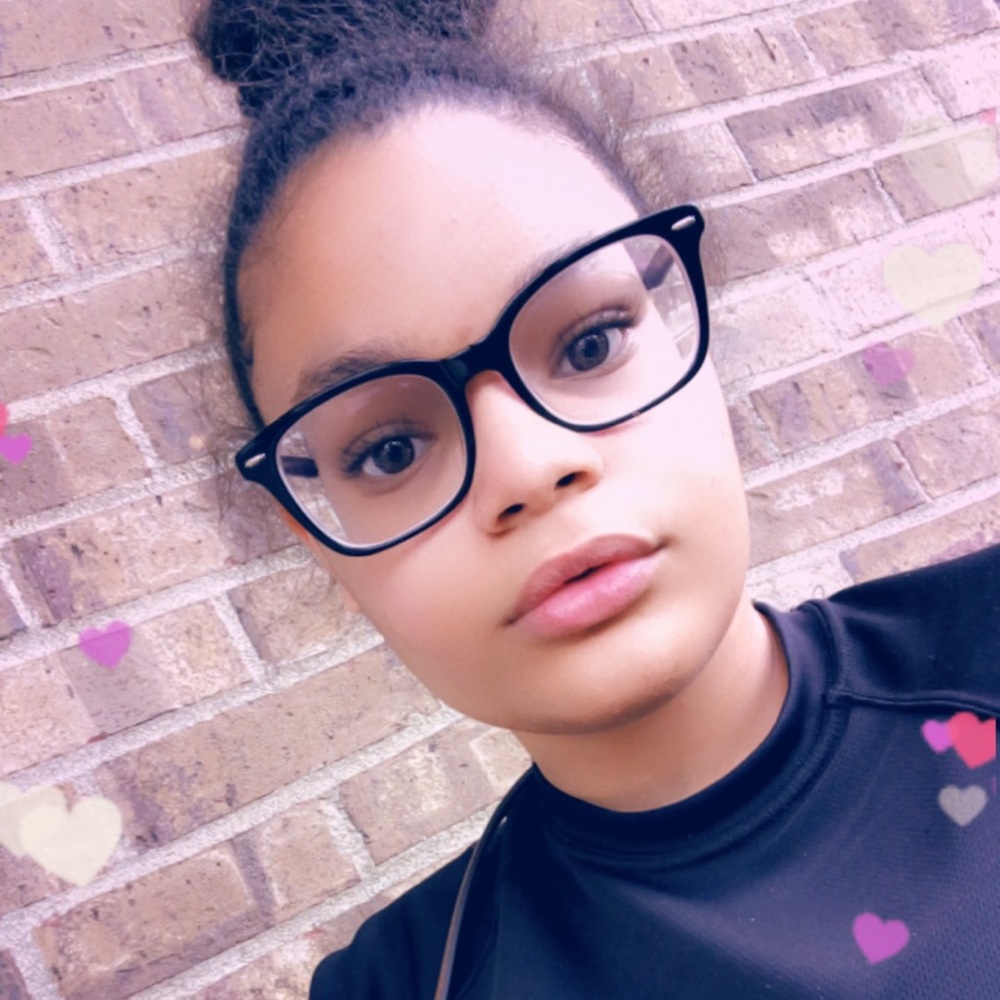 Meet your Posher, Taja 💕